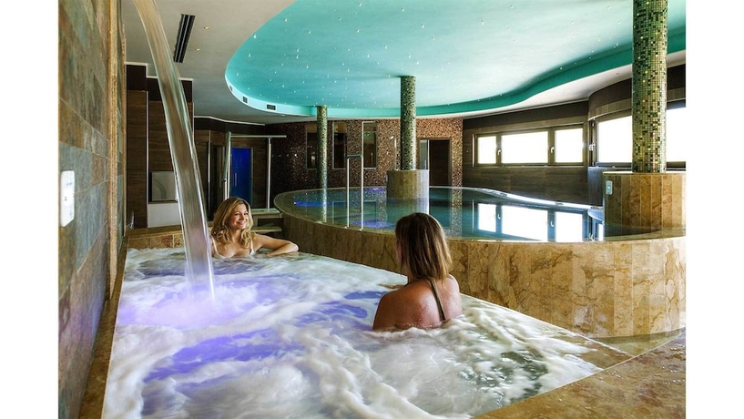 Imagen de la piscina del Hotel Ristoro Appennino. Foto 18