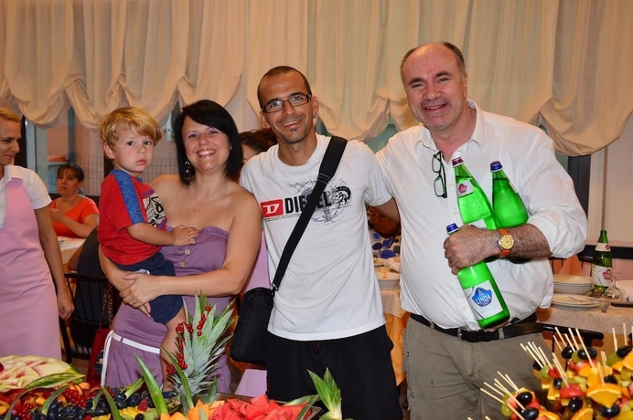 Imagen del bar/restaurante del Hotel Ristoro Vagneur. Foto 2