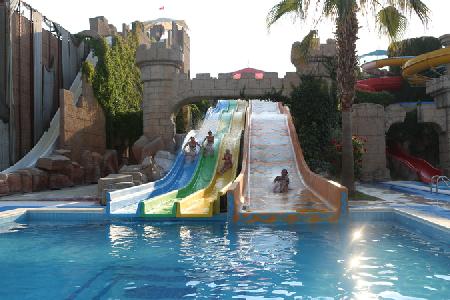 Imagen general del Hotel Risus Beach Resort. Foto 4