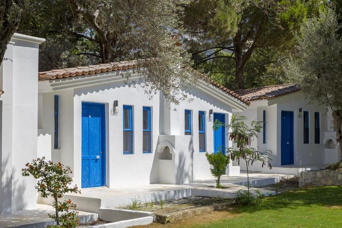 Imagen de la habitación del Hotel Risus Garden Marina. Foto 11