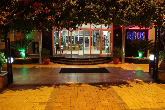 Imagen general del Hotel Risus Suit. Foto 2