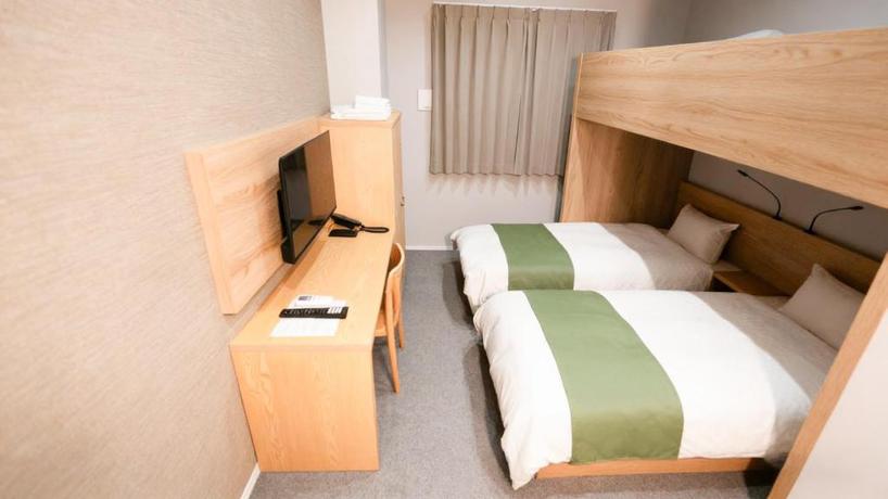 Imagen de la habitación del Hotel Rita Namba. Foto 5