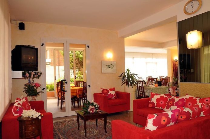 Imagen de los interiores del Hotel Rita, Riccione. Foto 18