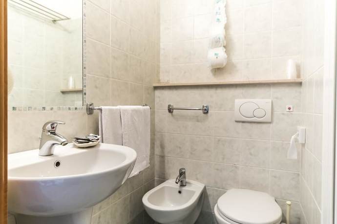 Imagen de la habitación del Hotel Rita, Riccione. Foto 10