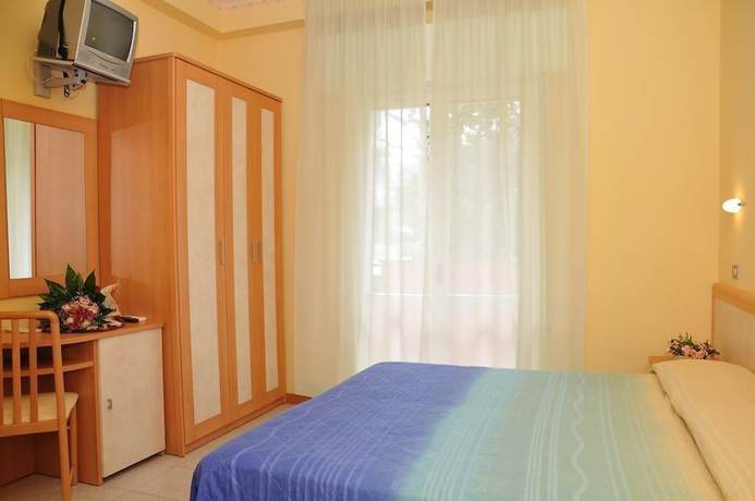 Imagen de la habitación del Hotel Rita, Riccione. Foto 13