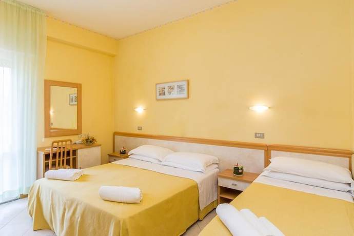 Imagen de la habitación del Hotel Rita, Riccione. Foto 16