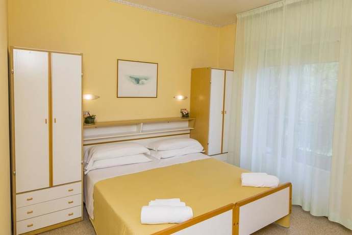 Imagen de la habitación del Hotel Rita, Riccione. Foto 17