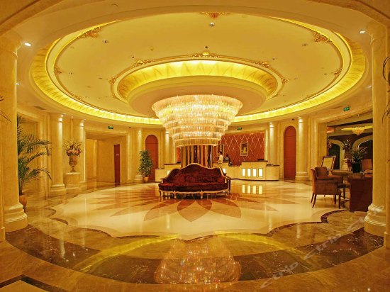 Imagen de los interiores del Hotel Ritan International Hotel. Foto 6