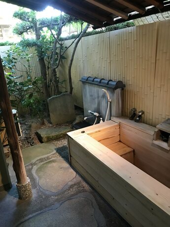 Imagen de la habitación del Hotel Ritouen. Foto 17
