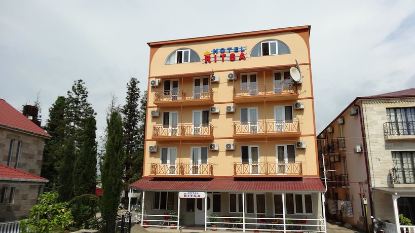 Imagen general del Hotel Ritsa. Foto 1