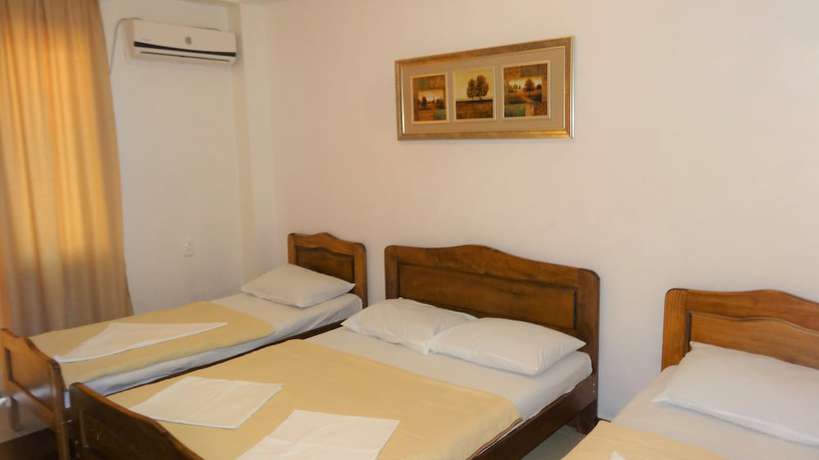 Imagen de la habitación del Hotel Ritsa. Foto 12