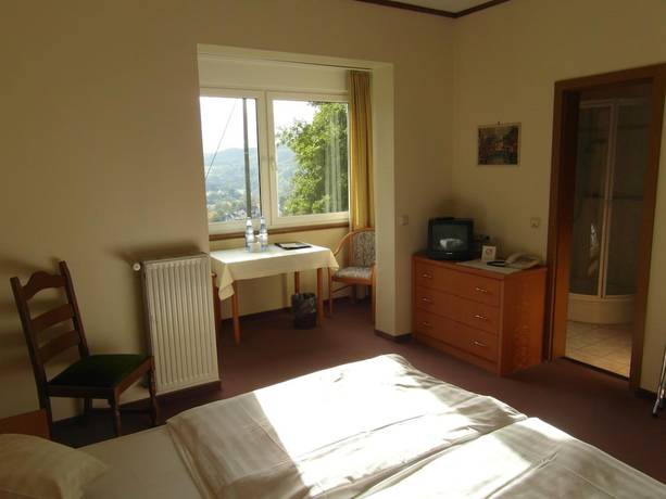 Imagen de la habitación del Hotel Ritschlay. Foto 15