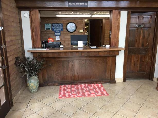 Imagen de los interiores del Hotel Rittiman Inn And Suites. Foto 15