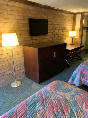 Imagen de la habitación del Hotel Rittiman Inn And Suites. Foto 13