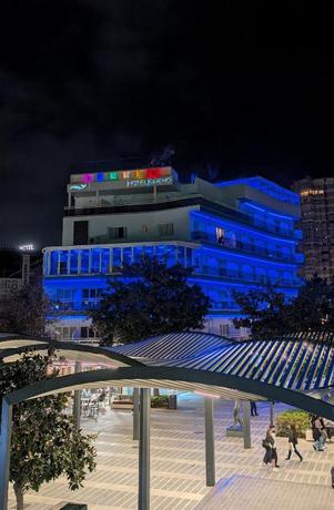 Imagen de los exteriores del Hotel Ritual Sireno Torremolinos - Adults Only. Foto 12
