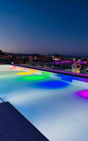 Imagen de la piscina del Hotel Ritual Sireno Torremolinos - Adults Only. Foto 11