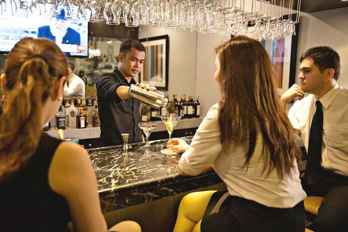 Imagen del bar/restaurante del Hotel Ritz Astor. Foto 17