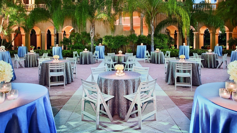 Imagen de los interiores del Hotel Ritz Carlton Grande Lakes. Foto 13