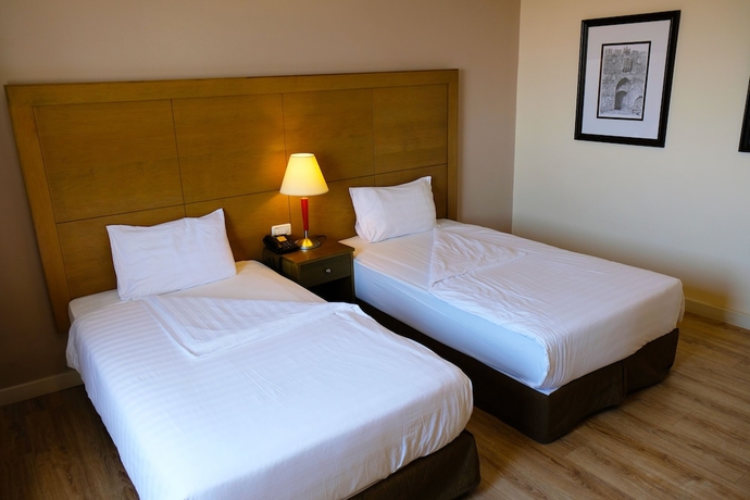 Imagen de la habitación del Hotel Ritz Jerusalem. Foto 8