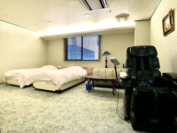 Imagen de la habitación del Hotel Ritz Koshien. Foto 17