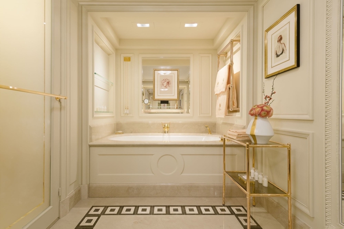 Imagen de la habitación del Hotel Ritz Paris. Foto 2