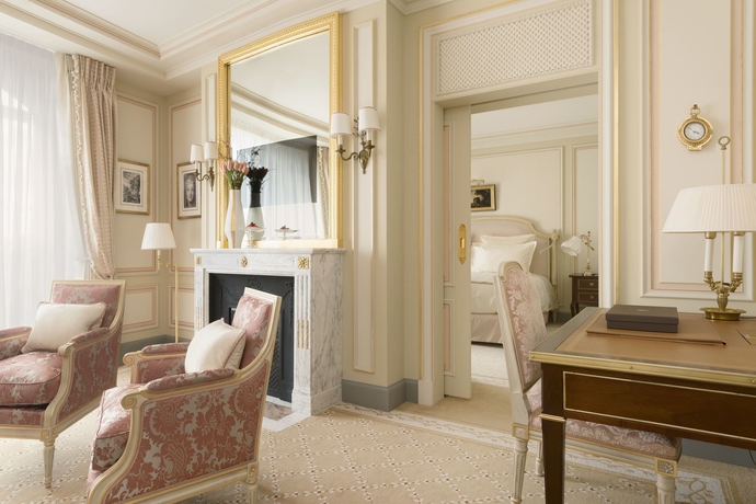 Imagen de la habitación del Hotel Ritz Paris. Foto 10