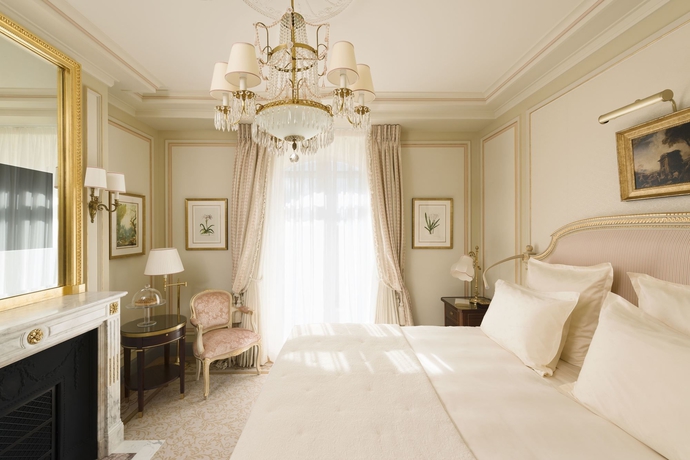 Imagen de la habitación del Hotel Ritz Paris. Foto 13