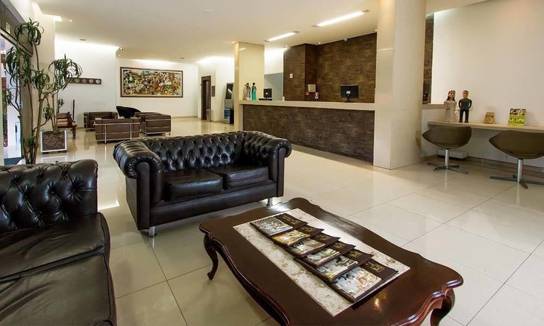 Imagen de los interiores del Hotel Ritz Plazamar. Foto 18