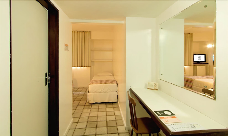 Imagen de la habitación del Hotel Ritz Plazamar. Foto 7