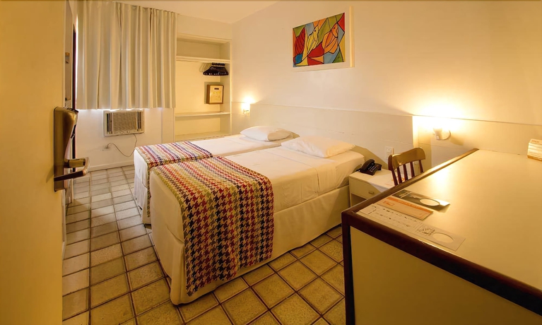 Imagen de la habitación del Hotel Ritz Plazamar. Foto 9