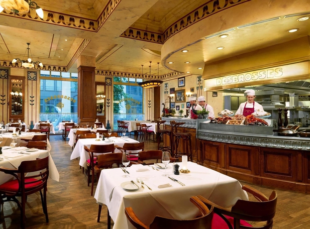 Imagen del bar/restaurante del Hotel Ritz-Carlton Berlin. Foto 4