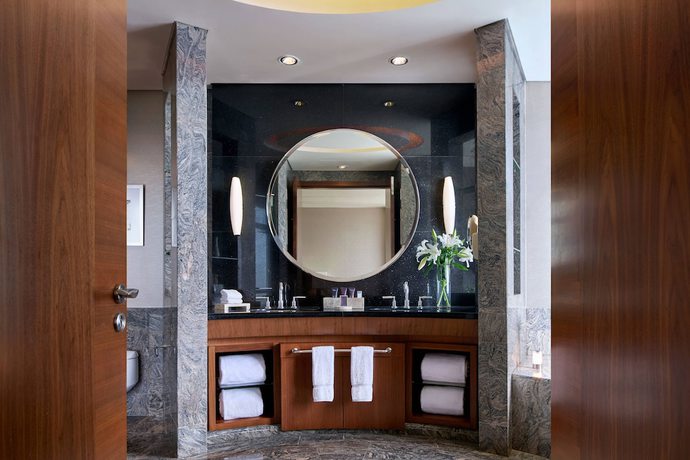 Imagen de la habitación del Hotel Ritz-Carlton Jakarta Pacific Place. Foto 3