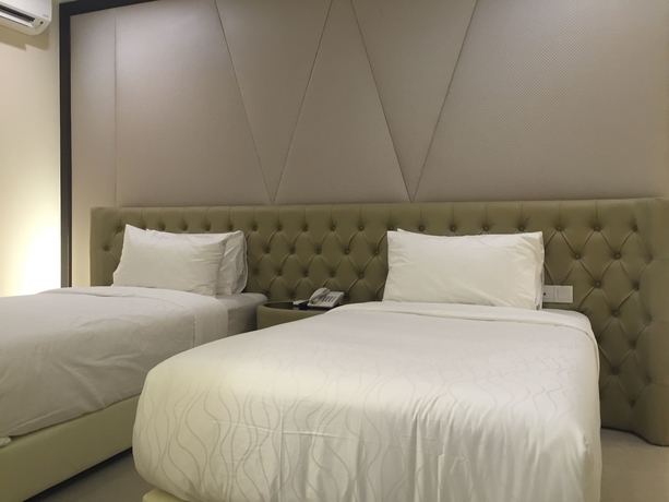 Imagen de la habitación del Hotel Ritzton. Foto 11