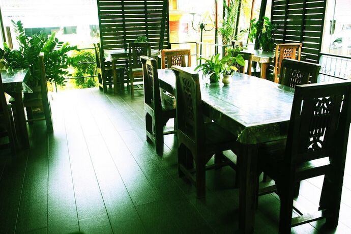 Imagen del bar/restaurante del Hotel Ritzy House. Foto 17