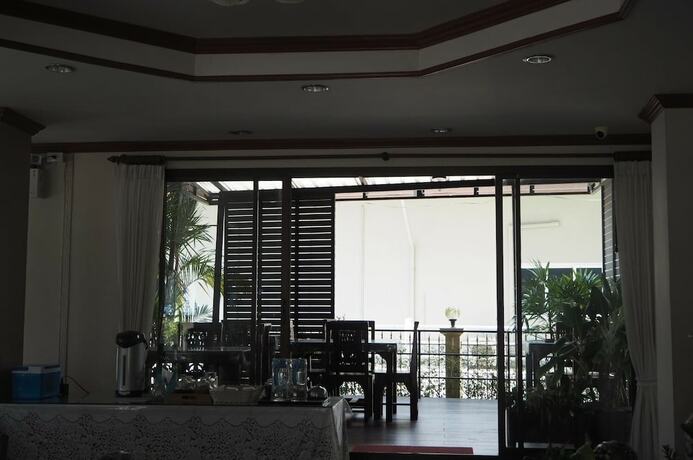 Imagen general del Hotel Ritzy House. Foto 2