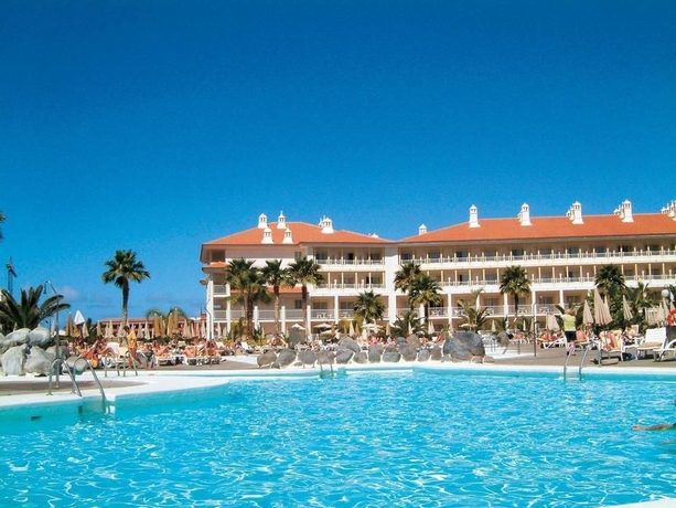 Imagen de los exteriores del Hotel Riu Arecas - Adults Only. Foto 9
