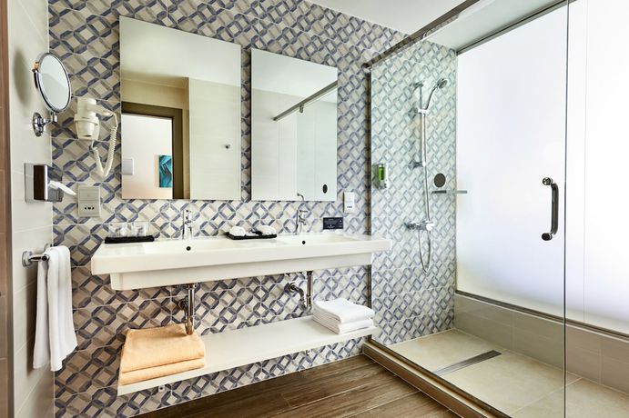 Imagen de la habitación del Hotel Riu Atoll-All Inclusive. Foto 2