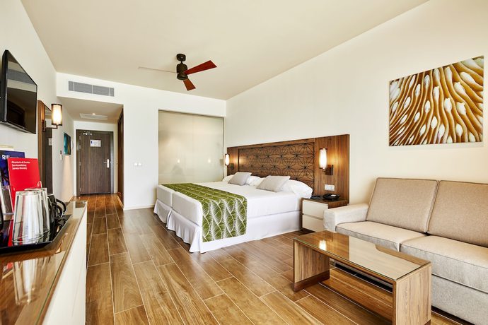 Imagen de la habitación del Hotel Riu Atoll-All Inclusive. Foto 4
