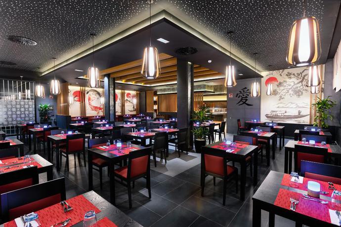 Imagen del bar/restaurante del Hotel Riu Buenavista All Inclusive. Foto 5