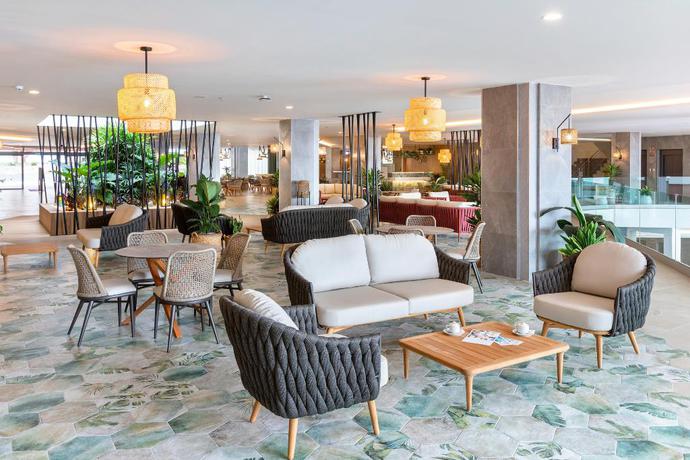 Imagen de los interiores del Hotel Riu Buenavista All Inclusive. Foto 14