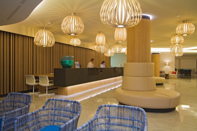 Imagen de los interiores del Hotel Riu Calypso. Foto 11