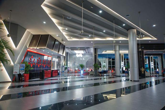 Imagen de los interiores del Hotel Riu Cancun All Inclusive. Foto 7