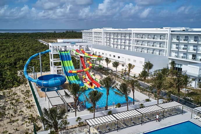 Imagen de la piscina del Hotel Riu Dunamar - All Inclusive. Foto 17