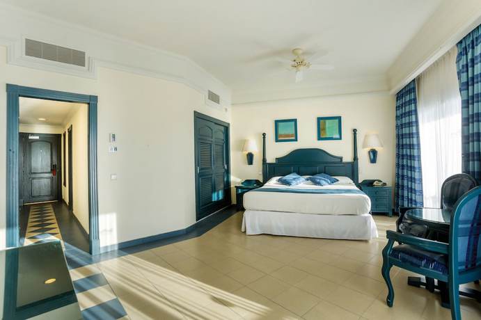 Imagen de la habitación del Hotel Riu Emerald Bay. Foto 10