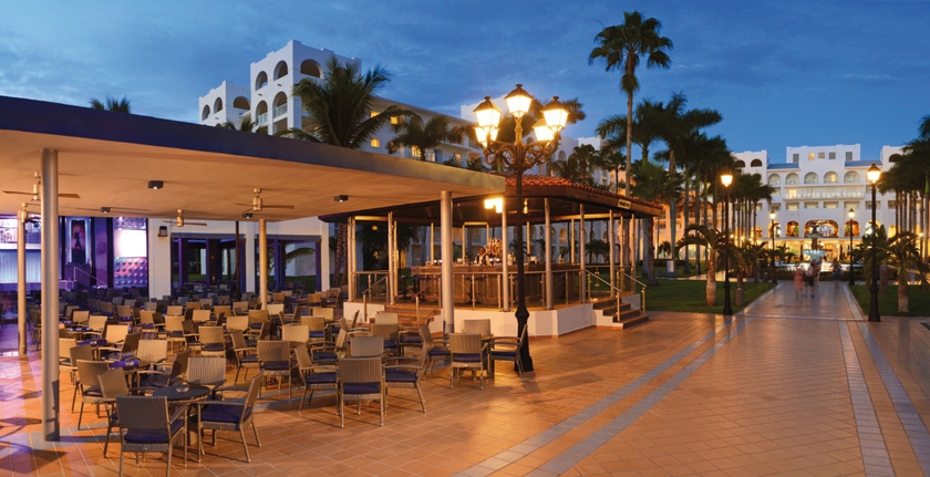 Imagen de los exteriores del Hotel Riu Flamingos - All Inclusive. Foto 9