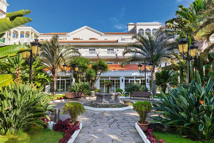 Imagen de los exteriores del Hotel Riu Garoé. Foto 10