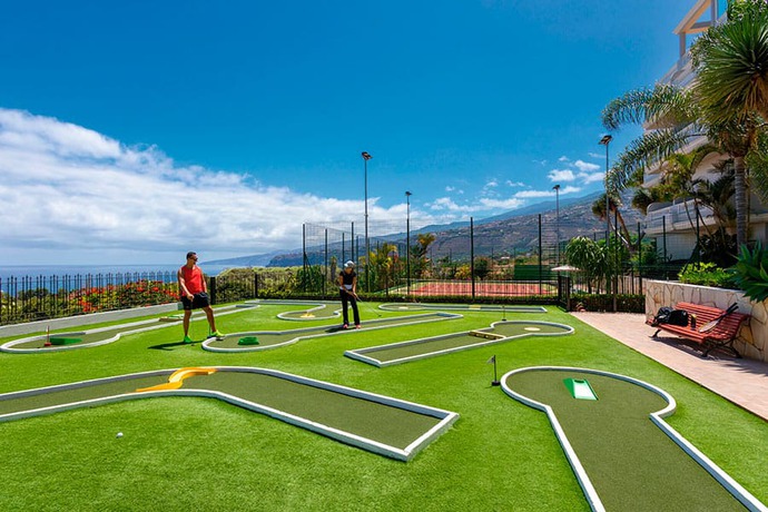 Imagen de los exteriores del Hotel Riu Garoé. Foto 17