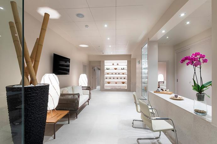 Imagen de los interiores del Hotel Riu Garoé. Foto 25