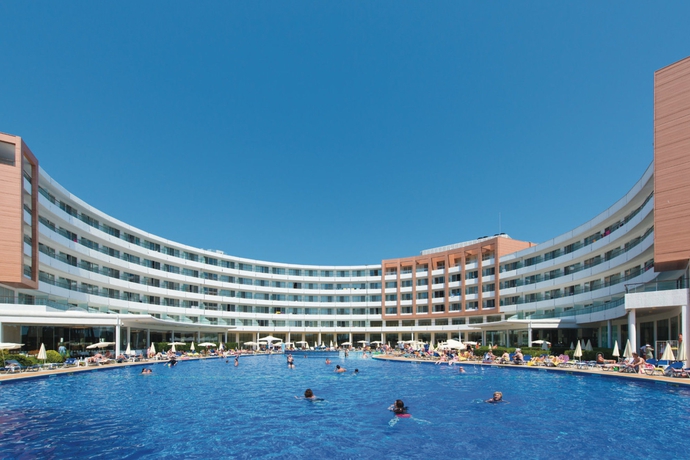 Imagen general del Hotel Riu Helios - All Inclusive. Foto 2