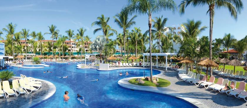 Imagen de la piscina del Hotel Riu Jalisco - All Inclusive. Foto 14